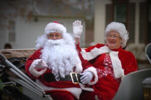 Holiday parade weekend 2025 in Walworth County