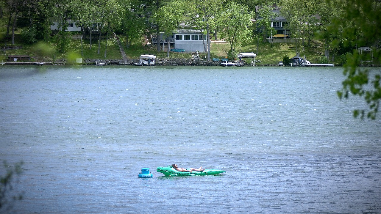 A growing debate over the use of wake boats is creating divisions within Wisconsin’s lake communities as the summer boating season approaches.