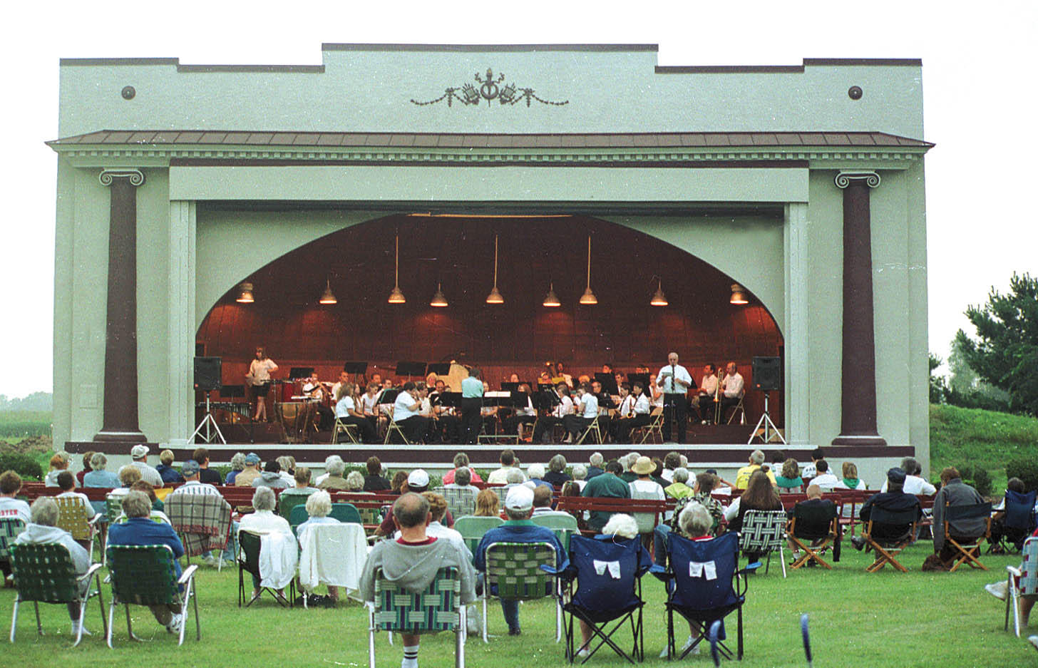 Elkhorn bandshell band shell